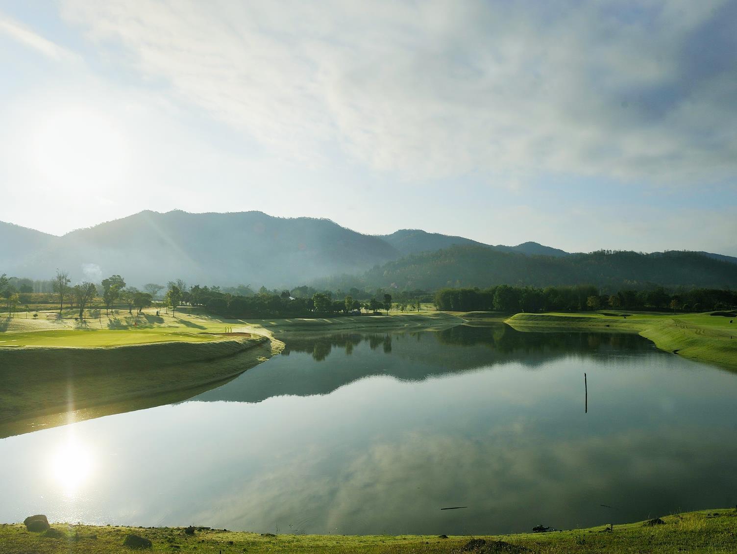 Chiangmai Highlands Golf And Spa Resort Mae On Екстер'єр фото