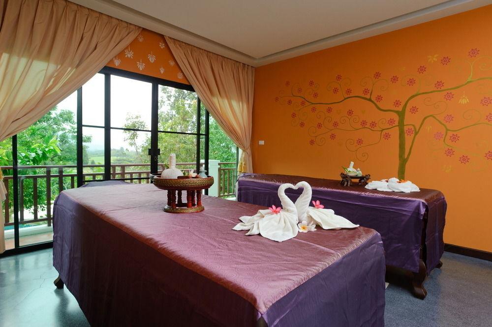Chiangmai Highlands Golf And Spa Resort Mae On Екстер'єр фото